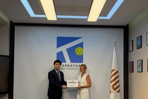 Tennis məşqçilərinə akkreditasiya sertifikatları təqdim olunub - FOTO