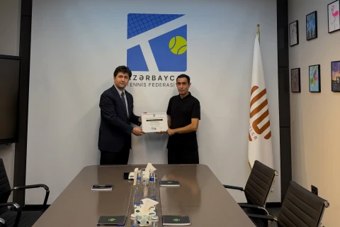 Tennis məşqçilərinə akkreditasiya sertifikatları təqdim olunub - FOTO