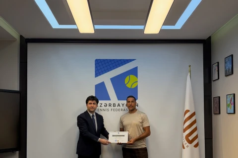 Tennis məşqçilərinə akkreditasiya sertifikatları təqdim olunub - FOTO
