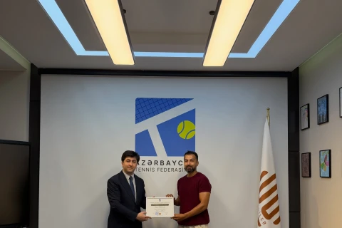 Tennis məşqçilərinə akkreditasiya sertifikatları təqdim olunub - FOTO