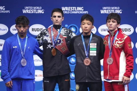 Ибрагим Гасанов завоевал "серебро" чемпионата мира в Баку - ОБНОВЛЕНО - ФОТО