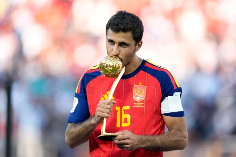 Rodri yalnız “Real Madrid”ə keçmək istəyir