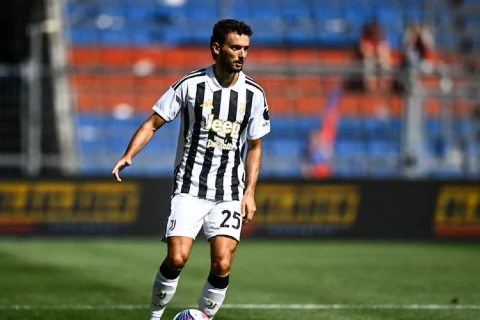 “Fiorentina” “Yuventus”dan müdafiəçini icarəyə götürüb
