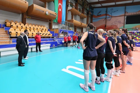 Fərid Qayıbov millimizin məşqini izləyib - FOTO