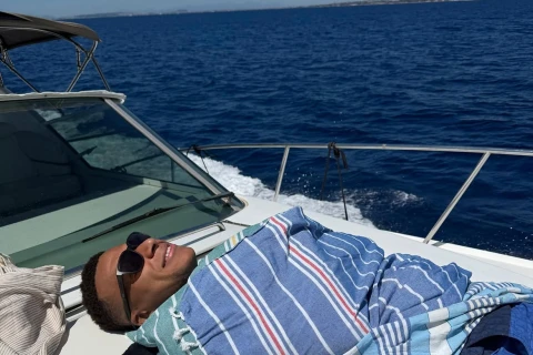 Mbappe sevgilisi üçün “paltar asılqanı”na çevrildi - FOTO