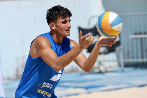Çimərlik voleybolu üzrə klublararası ölkə çempionatı davam edir