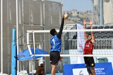 Çimərlik voleybolu üzrə klublararası ölkə çempionatı davam edir