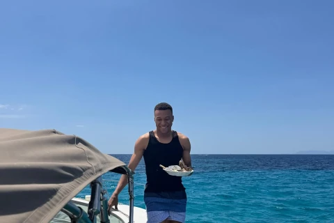 Mbappe sevgilisi üçün “paltar asılqanı”na çevrildi - FOTO