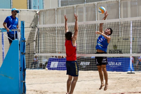 Çimərlik voleybolu üzrə klublararası ölkə çempionatı davam edir