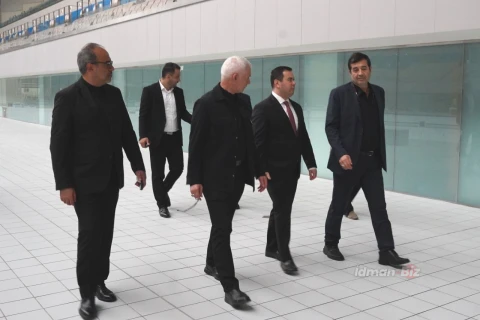 İranın idman və gənclər naziri Bakı Su İdmanı Sarayı ilə tanış olub