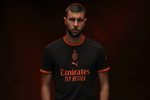“Milan” 2026/27 mövsümü üçün üçüncü formasını təqdim edib