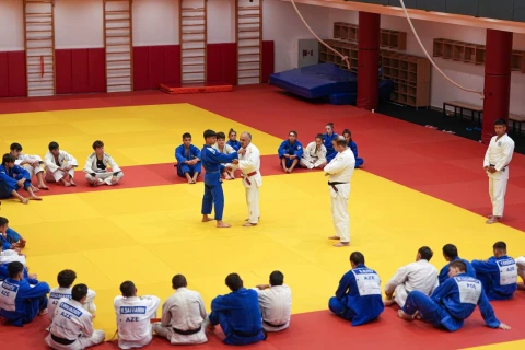 Yeniyetmə cüdoçular üçün dünya çempionatı öncəsi seminar keçirilib