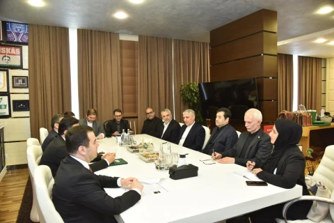Azərbaycan və İran gənclər və idman sahəsində əməkdaşlıq planı imzalayıb