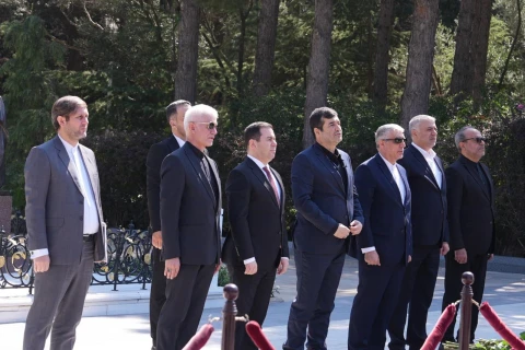 Azərbaycan və İran gənclər və idman sahəsində əməkdaşlıq planı imzalayıb
