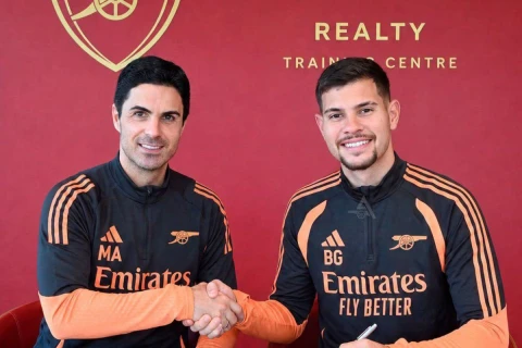 Brunu Qimaraynş rəsmi olaraq “Arsenal”da