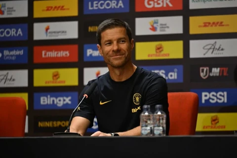 Xabi Alonso “Çelsi”nin 16 oyunçusunu satmaq istəyir