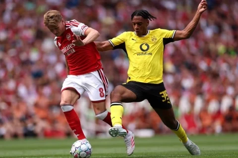 “Arsenal” Dortmund “Borussiya”sına məğlub oldu