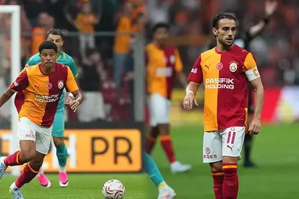 “Qalatasaray” öz meydançasında “Vilyarreal”a məğlub olub