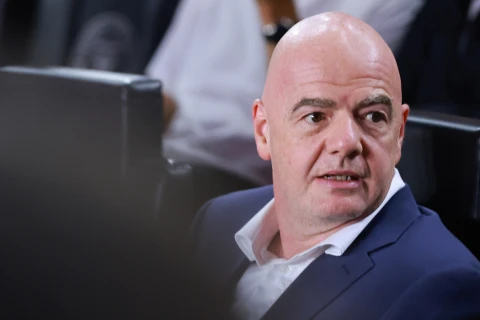 Любовница Инфантино получила более 175 тысяч евро компенсации от УЕФА — СМИ