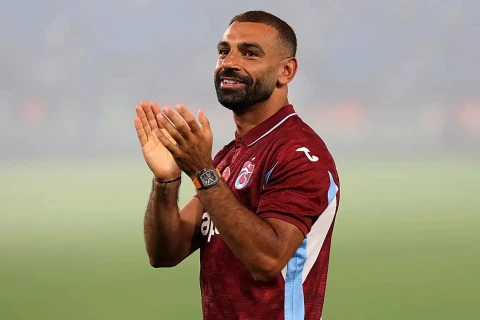Salah “Trabzonspor”a gəldi, azarkeş 100 milyon lirə xərclədi