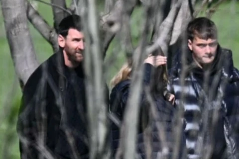 Messi atası ilə vida mərasimində görüntüləndi - FOTO/VİDEO