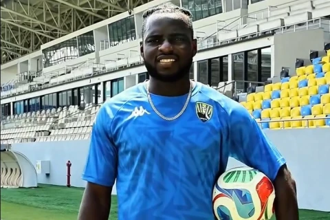 “Kəpəz” nigeriyalı futbolçunu transfer etdi