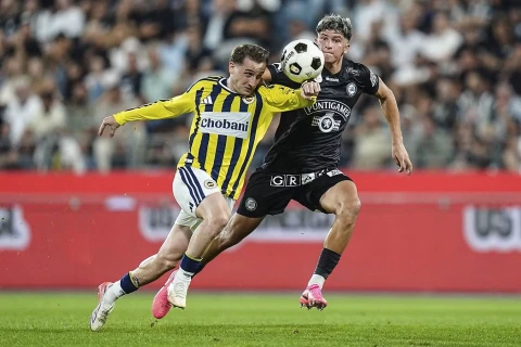“Fənərbağça” Çempionlar Liqasının pley-off mərhələsinə yüksəlib