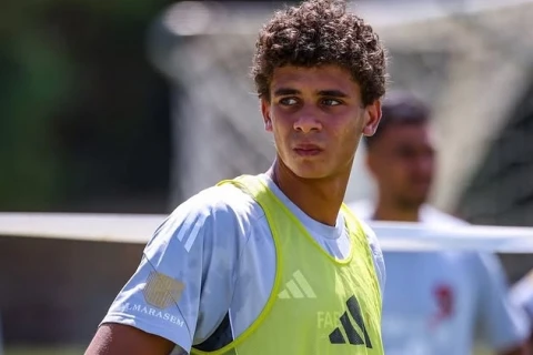 FIFA Hamza Əbdülkərimi yeddi gənc istedadı sırasına daxil edib