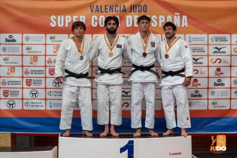 Cüdoçularımız İspaniya Superkubokunda iki qızıl medal qazanıblar - FOTO