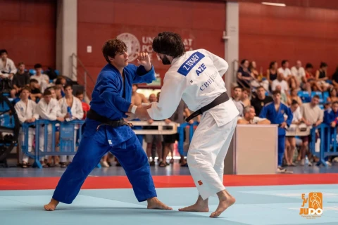 Cüdoçularımız İspaniya Superkubokunda iki qızıl medal qazanıblar - FOTO