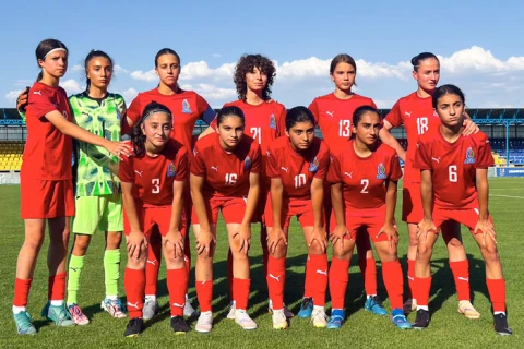Qızlardan ibarət U-15 millimiz UEFA İnkişaf Turnirində son oyununu keçirib