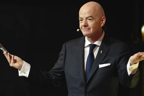 ФИФА уволила топ-менеджера, критиковавшего Инфантино