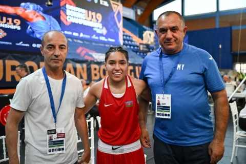 Boksçumuz Avropa çempionatında medalı təmin etdi - FOTO