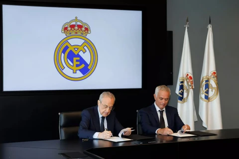 Mourinyo rəsmən “Real”ın baş məşqçisi kimi təqdim olundu - FOTO