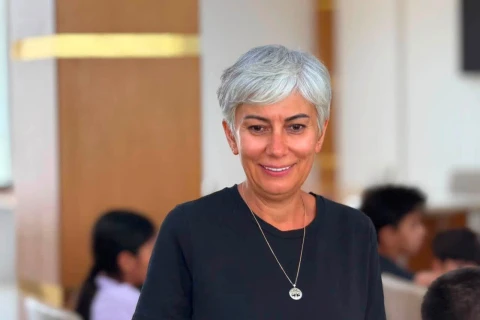 Dünya çempionu olan azərbaycanlı şahmatçı Aşqabadda “ustad dərsi” keçdi - FOTO