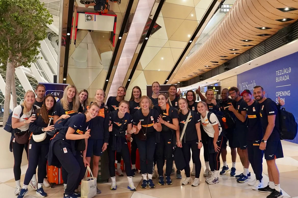 Niderland və Portuqaliya voleybol milliləri Avropa çempionatı üçün Bakıya gəliblər - FOTO