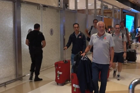 Niderland və Portuqaliya voleybol milliləri Avropa çempionatı üçün Bakıya gəliblər - FOTO