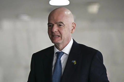 УЕФА и мировые конфедерации могут вынести вотум недоверия Инфантино