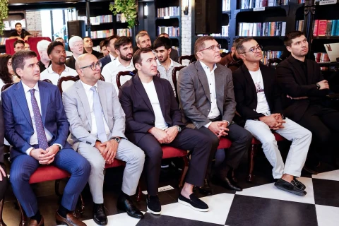 Milli Paralimpiya Komitəsinin 30 illiyinə həsr olunan poçt markası təqdim edilib - FOTO