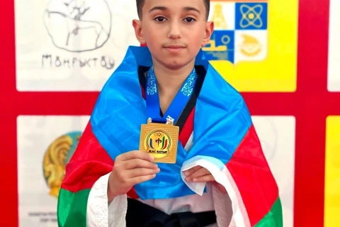 Taekvondoçularımız Qazaxıstanda 18 medal qazanıb - FOTO