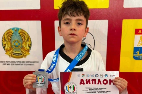 Taekvondoçularımız Qazaxıstanda 18 medal qazanıb - FOTO