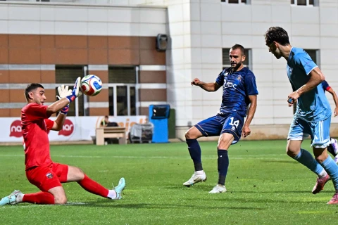 Yusif İmanov Premyer Liqada 100 oyuna çatan 39-cu qapıçıdır