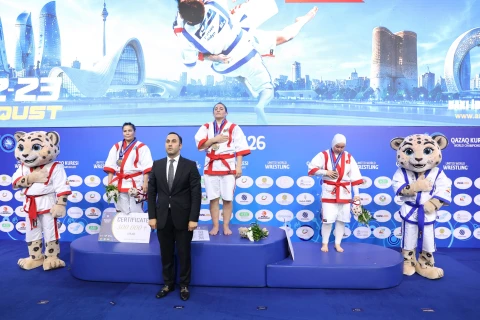 Azərbaycan Qazaq güləşi üzrə dünya çempionatını beş medalla başa vurub - FOTO