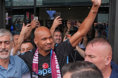 Braziliya millisinin sabiq yarımmüdafiəçisi “Trabzonspor”da