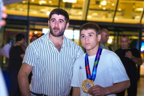 Cüdoçularımız Dünya çempionatından iki medalla Vətənə qayıdıblar - FOTO