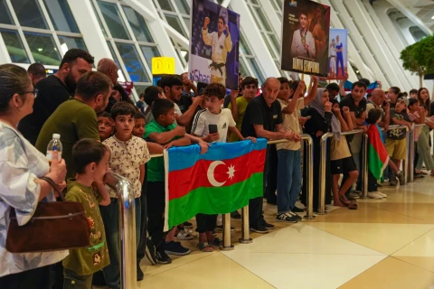 Cüdoçularımız Dünya çempionatından iki medalla Vətənə qayıdıblar - FOTO