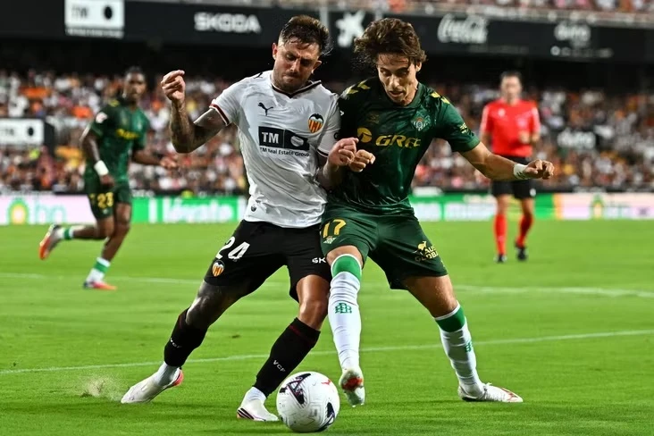 La Liqa: “Betis” “Valensiya”nı son dəqiqələrdə vurulan qolla məğlub edib - VİDEO