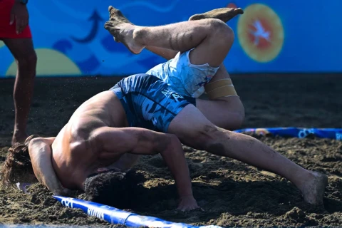 Çimərlik güləşçilərimiz U-17 dünya çempionatında yarımfinala yüksəliblər - YENİLƏNİB + FOTO