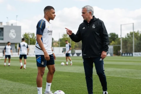 Mourinyo Mbappenin mövsümdə 60 qol vurması ehtimalı barədə danışıb