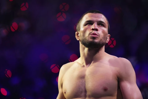 Умар Нурмагомедов проведет главный бой UFC Shanghai против Сонга Ядонга